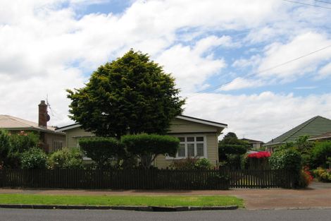 Photo of property in 261 Meola Road, Point Chevalier, Auckland, 1022