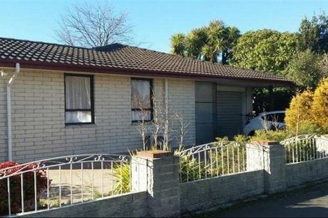Photo of property in 1/90 Merrin Street, Avonhead, Christchurch, 8042