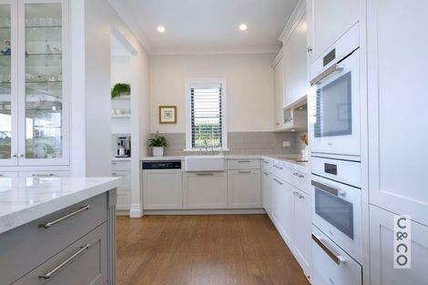 Photo of property in 8 Tauwaka Crescent, Riverhead, 0820