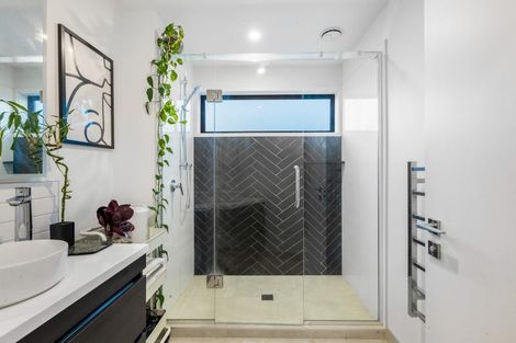 Photo of property in 7a Reg Pearce Way, Glen Innes, Auckland, 1072