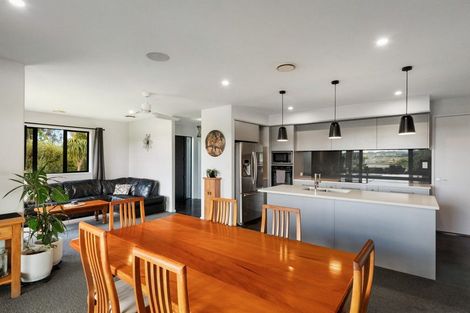 Photo of property in 12 Noble Johnston Drive, Katikati, 3129