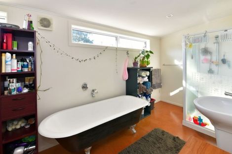 Photo of property in 122 Brightside Road, Stanmore Bay, Whangaparaoa, 0932