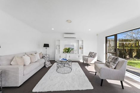 Photo of property in 5 Dapple Place, Flat Bush, Auckland, 2019