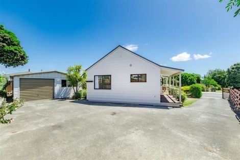 Photo of property in 18 Arnold Grove, Paraparaumu Beach, Paraparaumu, 5032