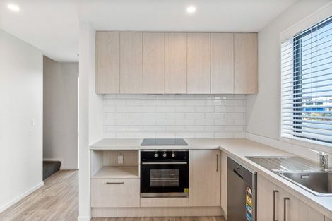 Photo of property in 1/84 Blenheim Road, Riccarton, Christchurch, 8011