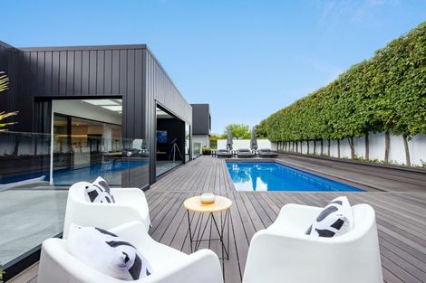 Photo of property in 7 Wrybill Way, Point Wells, 0986