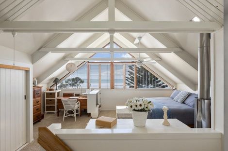 Photo of property in 5 Marine Parade, Orewa, 0931