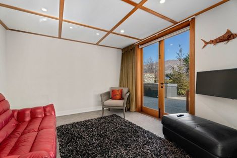 Photo of property in 168a Beacon Point Road, Wanaka, 9305