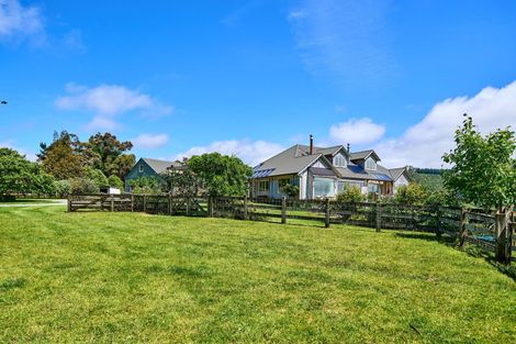 Photo of property in 92 Kaitawa Road, Hautere, Otaki, 5582