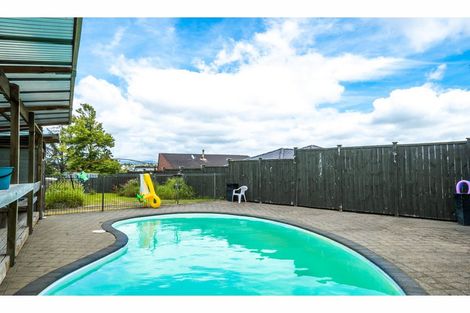 Photo of property in 56 Makora Road, Massey, Auckland, 0614