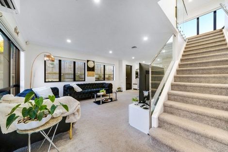 Photo of property in 2 Dewan Lane, Papatoetoe, Auckland, 2025