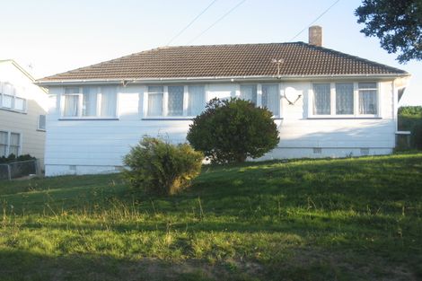 Photo of property in 120 Champion Street, Cannons Creek, Porirua, 5024