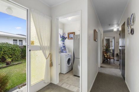 Photo of property in 298 Wellington Road, Wainuiomata, Lower Hutt, 5014
