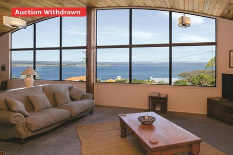 Photo of property in 1/50 Wakeman Road, Acacia Bay, Taupo, 3330
