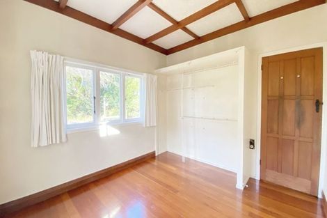 Photo of property in 122 Rathgar Road, Henderson, Auckland, 0610