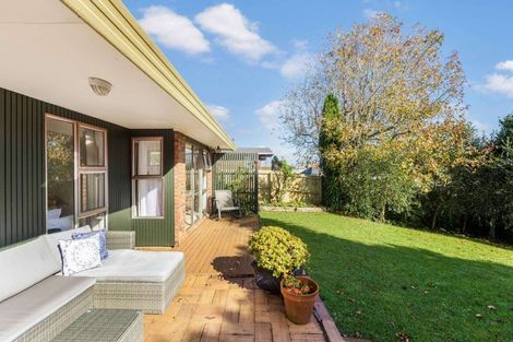 Photo of property in 32 Colum Place, Bucklands Beach, Auckland, 2014