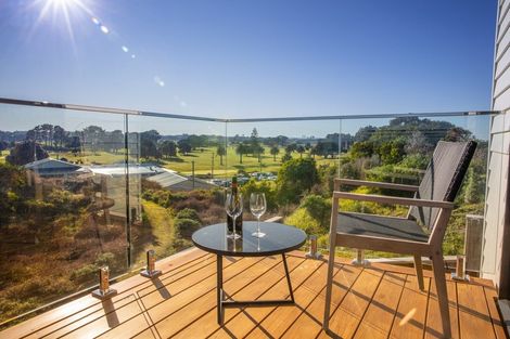 Photo of property in 34 Golf Vue Place, Castlecliff, Whanganui, 4501
