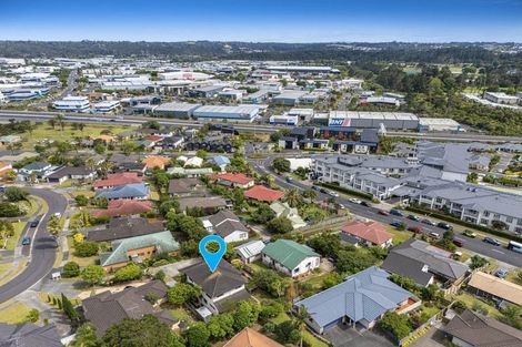 Photo of property in 26 Black Teal Close, Unsworth Heights, Auckland, 0632