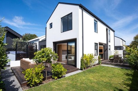 Photo of property in 52b Innes Road, St Albans, Christchurch, 8052