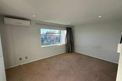 Photo of property in 23 Meritage Lane, Te Atatu South, Auckland, 0610