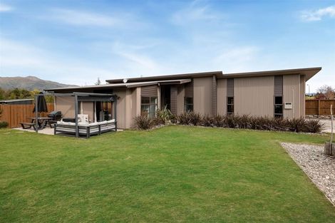 Photo of property in 23 Hewson Crescent, Lake Hawea, Wanaka, 9382