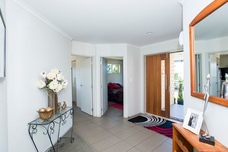 Photo of property in 13 Makaraka Road, Makaraka, Gisborne, 4071