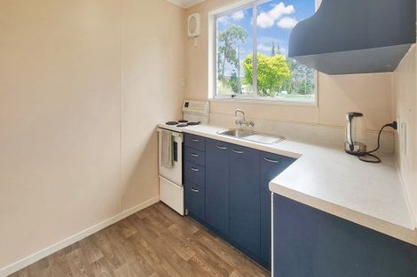 Photo of property in 24 Oaklea Avenue, Marton, 4710