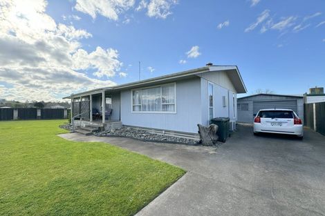 Photo of property in 3 Latham Stubbs Crescent, Waipawa, 4210