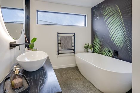 Photo of property in 16 Hanworth Road, Appleby, Richmond, 7020