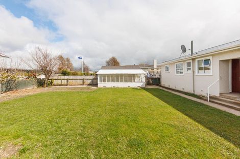 Photo of property in 4 Glasgow Street, Takaro, Palmerston North, 4412
