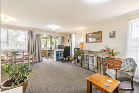 Photo of property in 14 Dakota Grove, Totara Park, Upper Hutt, 5018