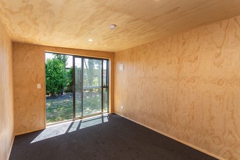 Photo of property in 101b Yaldhurst Road, Sockburn, Christchurch, 8042