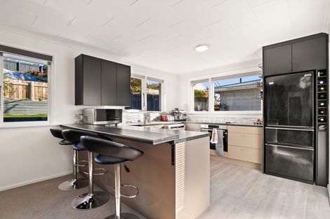 Photo of property in 5 Elwyn Crescent, Green Island, Dunedin, 9018