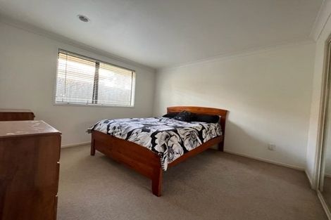 Photo of property in 8 Lucas Way, Albany, Auckland, 0632