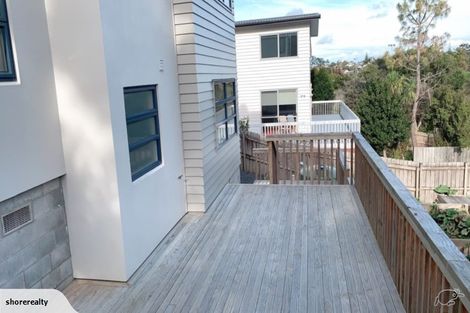 Photo of property in 21 Zara Court, Windsor Park, Auckland, 0632