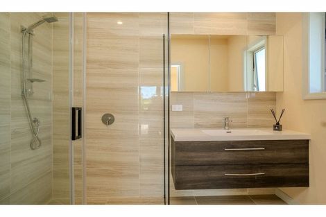 Photo of property in 2 Appletree Lane, Kerikeri, 0230