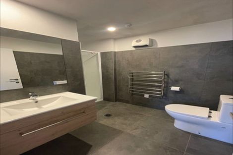 Photo of property in 2/269 Kilmore Street, Christchurch Central, Christchurch, 8011