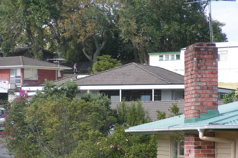 Photo of property in 8 Bond Crescent, Forrest Hill, Auckland, 0620