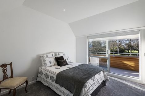 Photo of property in 53 Kotare Street, Fendalton, Christchurch, 8041