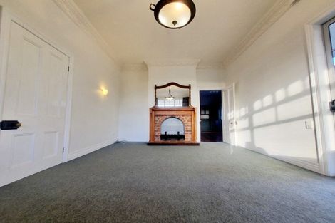 Photo of property in 126 Saint Kilda Road, Cambridge, 3493