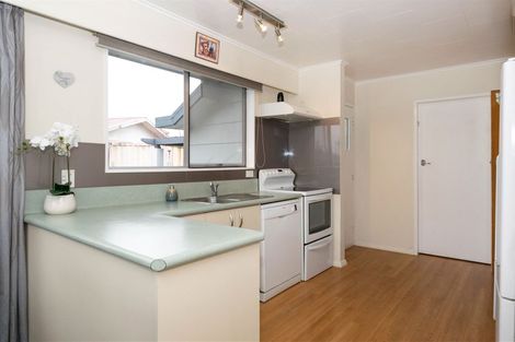 Photo of property in 15 Lucas Street, Riversdale, Blenheim, 7201