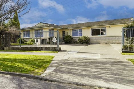 Photo of property in 28 Walton Way, Flaxmere, Hastings, 4120