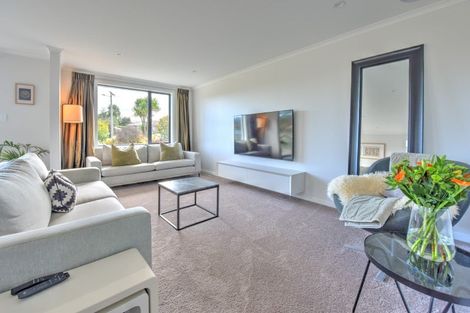 Photo of property in 17 Waverley Street, East Gore, Gore, 9710