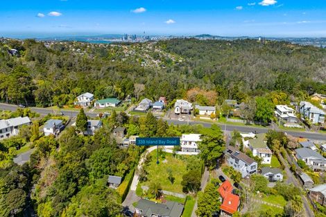 Photo of property in 33b Island Bay Road, Beach Haven, Auckland, 0626