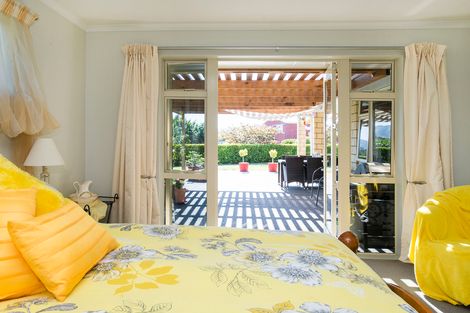 Photo of property in 13 Makaraka Road, Makaraka, Gisborne, 4071