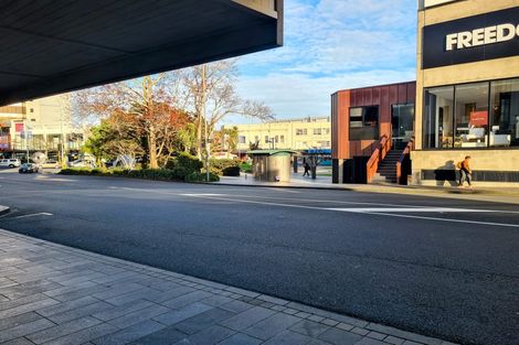 Photo of property in 4c69/118 Broadway, Newmarket, Auckland, 1023