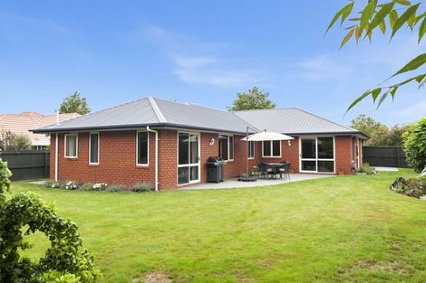 Photo of property in 28 Woodhurst Drive, Casebrook, Christchurch, 8051