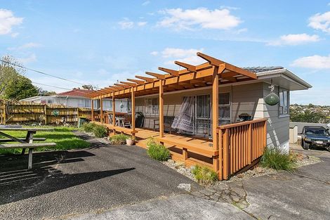 Photo of property in 299 Sunset Road, Sunnynook, Auckland, 0632