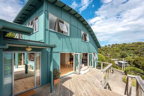 Photo of property in 12 Makora Avenue, Oneroa, Waiheke Island, 1081