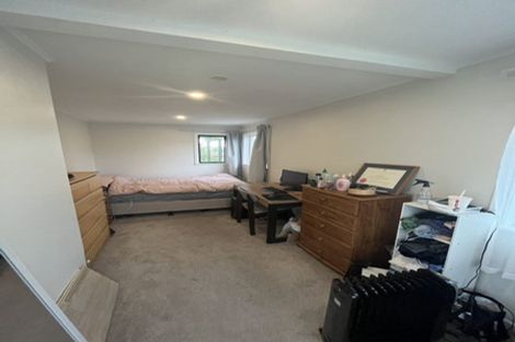 Photo of property in 248 East Coast Road, Forrest Hill, Auckland, 0620